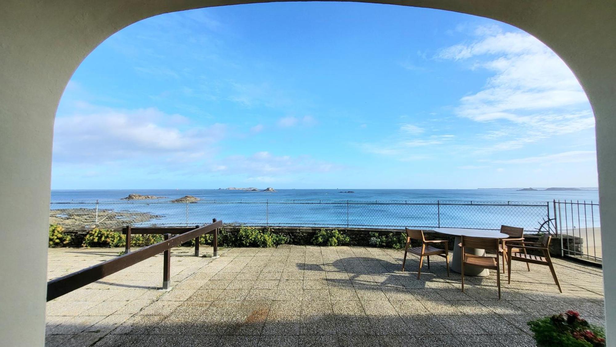 Vue Pleine Mer A La Perle Marine - La Terrasse Dinard Exterior photo
